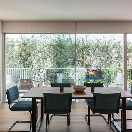 Flh Av. Liberdade Stunning With Balcony & Parking * Lissabon